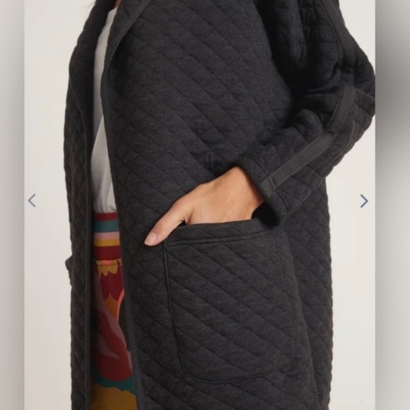Marine Layer Corbet Coatigan Quilted Shawl Collar Coat Cardigan in Black Heather - Picture 3 of 14